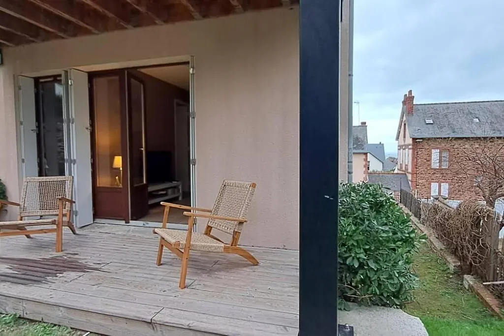 Centre Du Val Andre - Appart En Rez De Jardin Avec Terrasse Et Jardinet - Plage A 150 M Pleneuf-Val-Andre 0*,